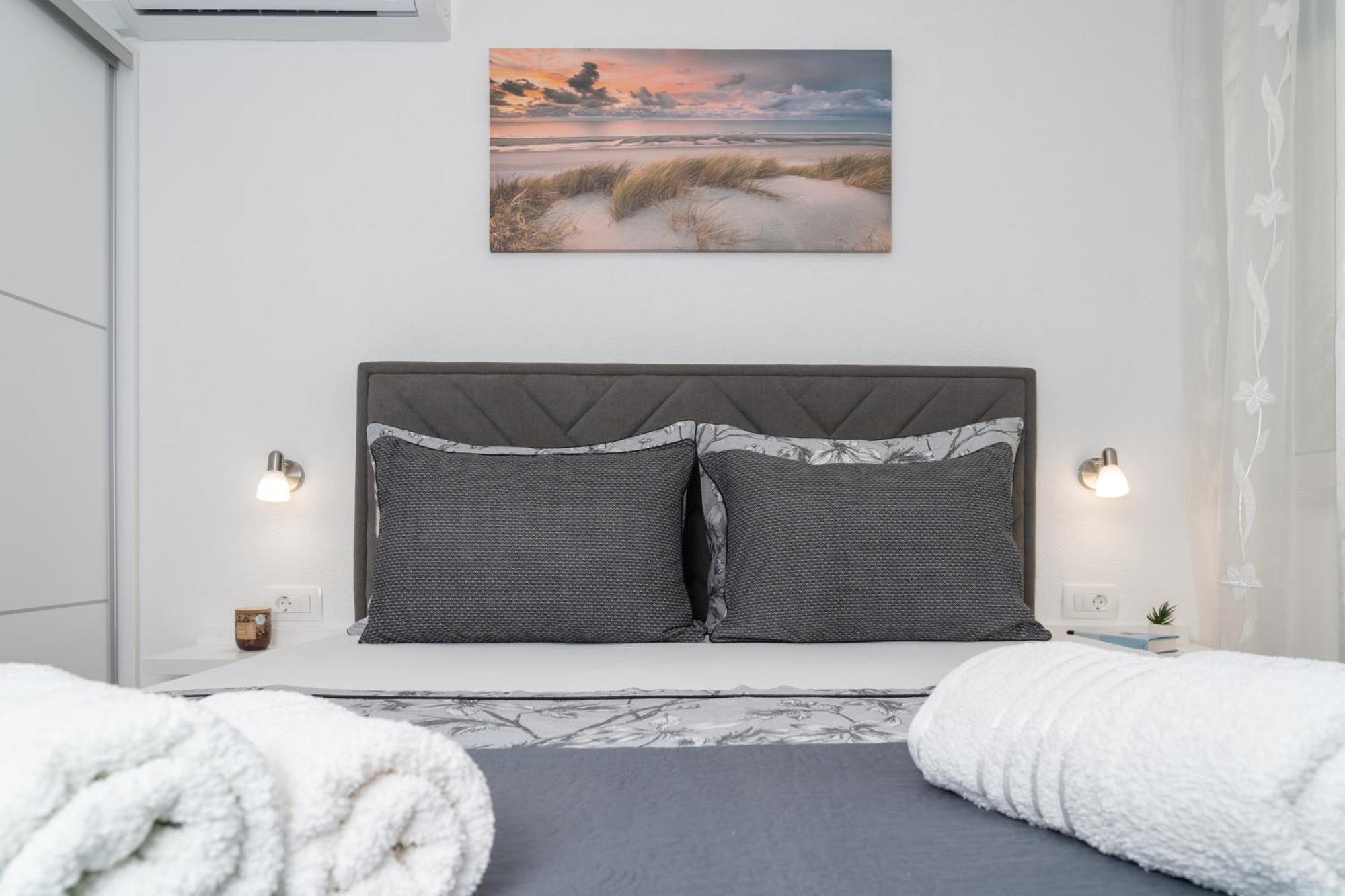 Apartmani Marivo Baška Voda المظهر الخارجي الصورة